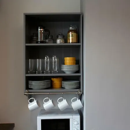 Cozy Modern Townhouse 펜션 *