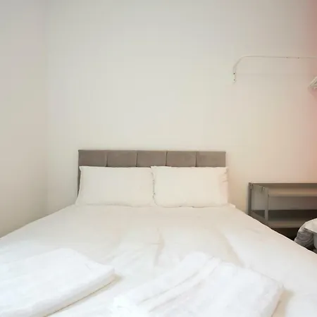 펜션 Cozy Modern Townhouse 리즈